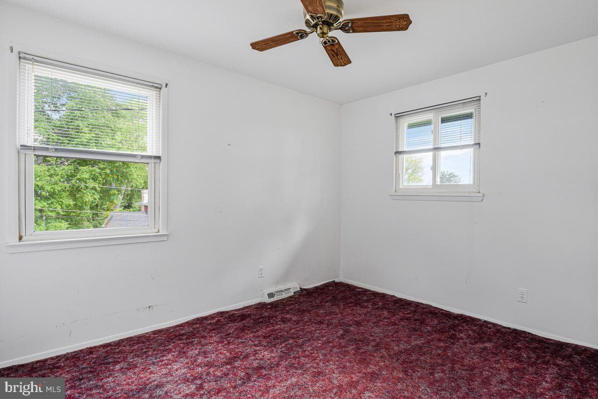 13307 Chalfont Avenue photo 29