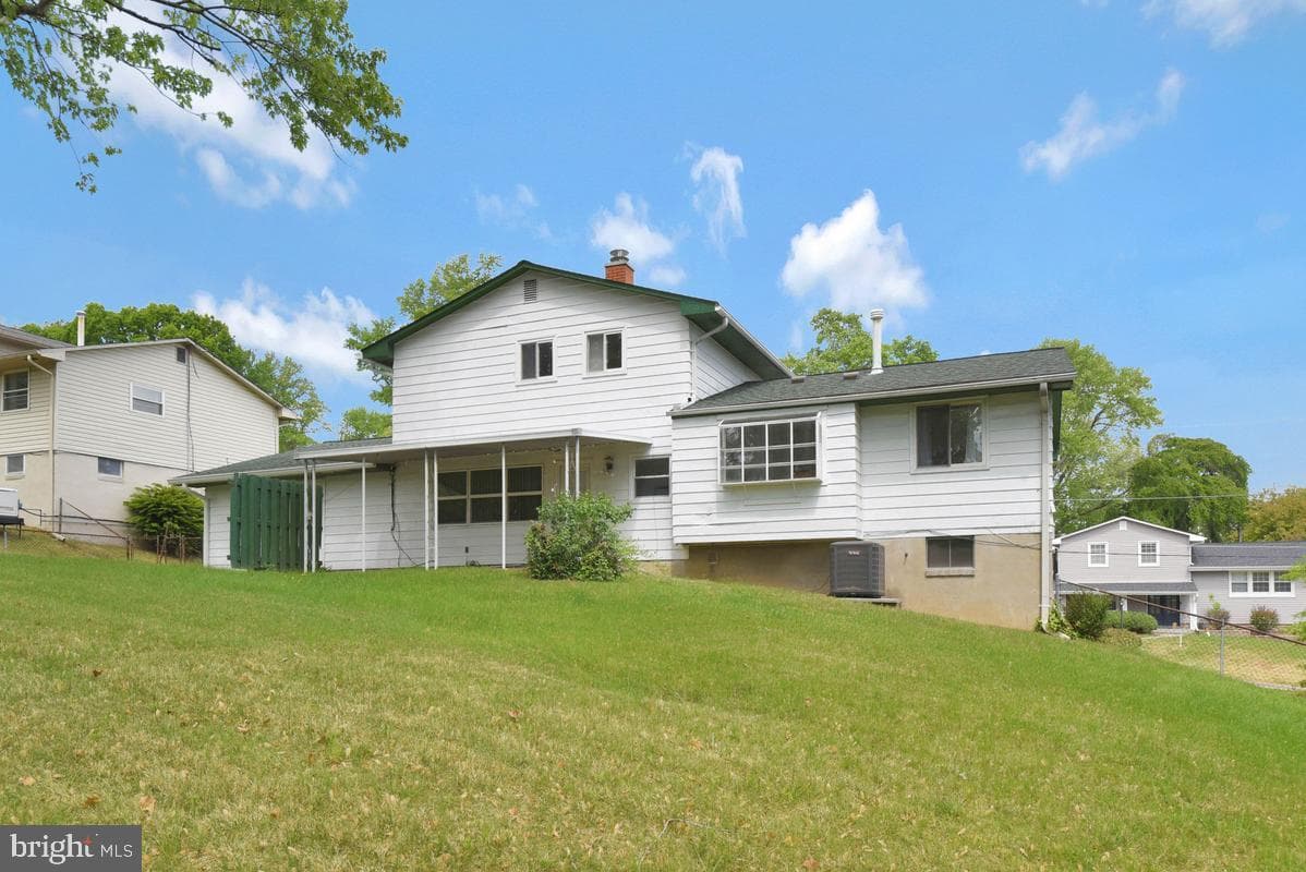 13307 Chalfont Avenue photo 39