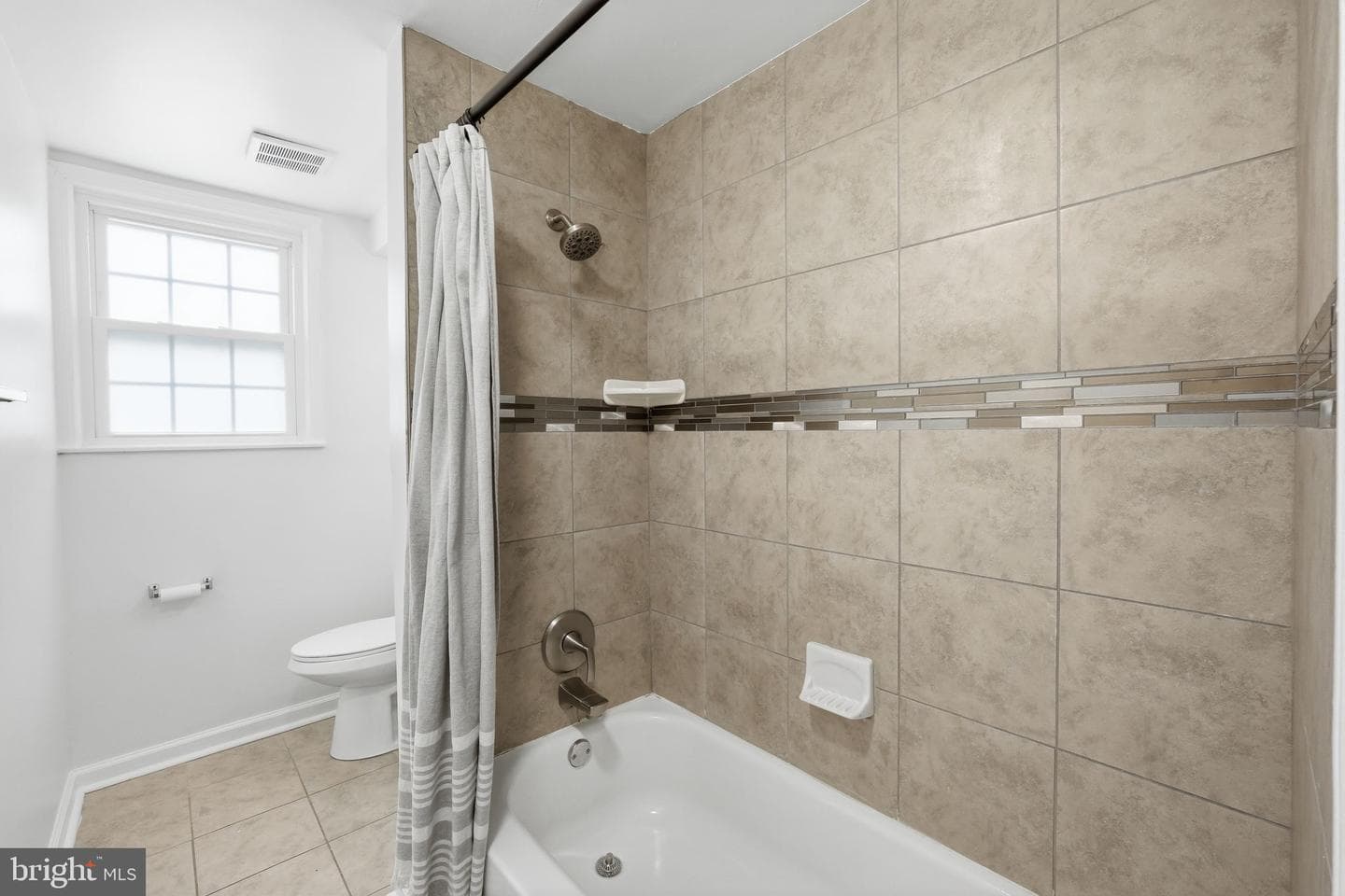 9705 Locust Avenue photo 18