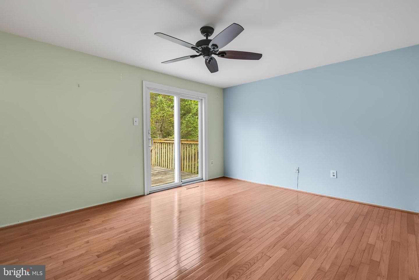15802 Alameda Drive photo 17