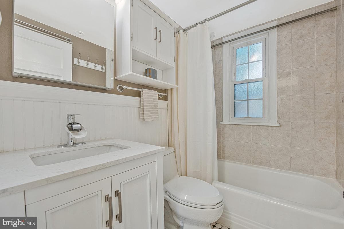 4205 Longfellow Street photo 38
