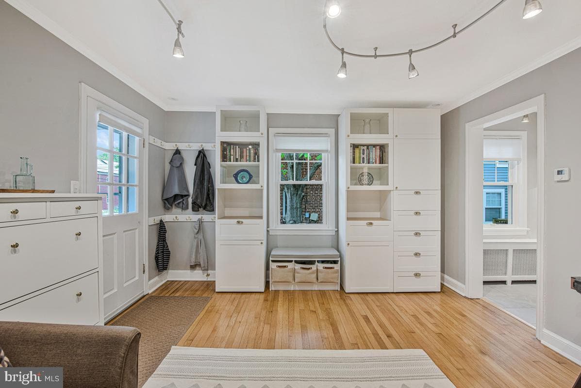 4205 Longfellow Street photo 9
