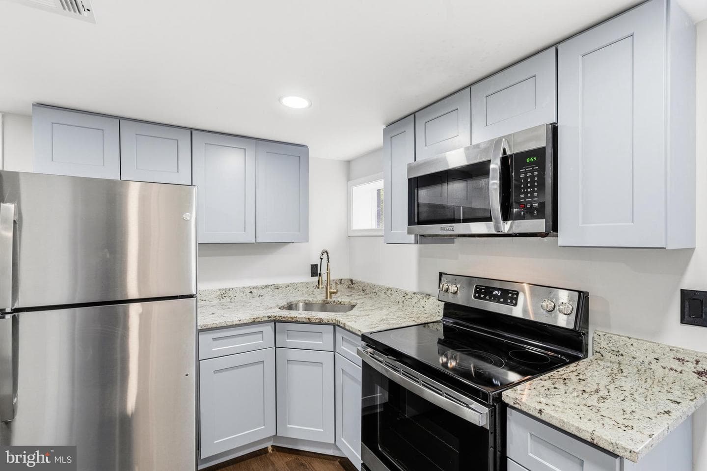 9529 Temple Hill Road photo 13