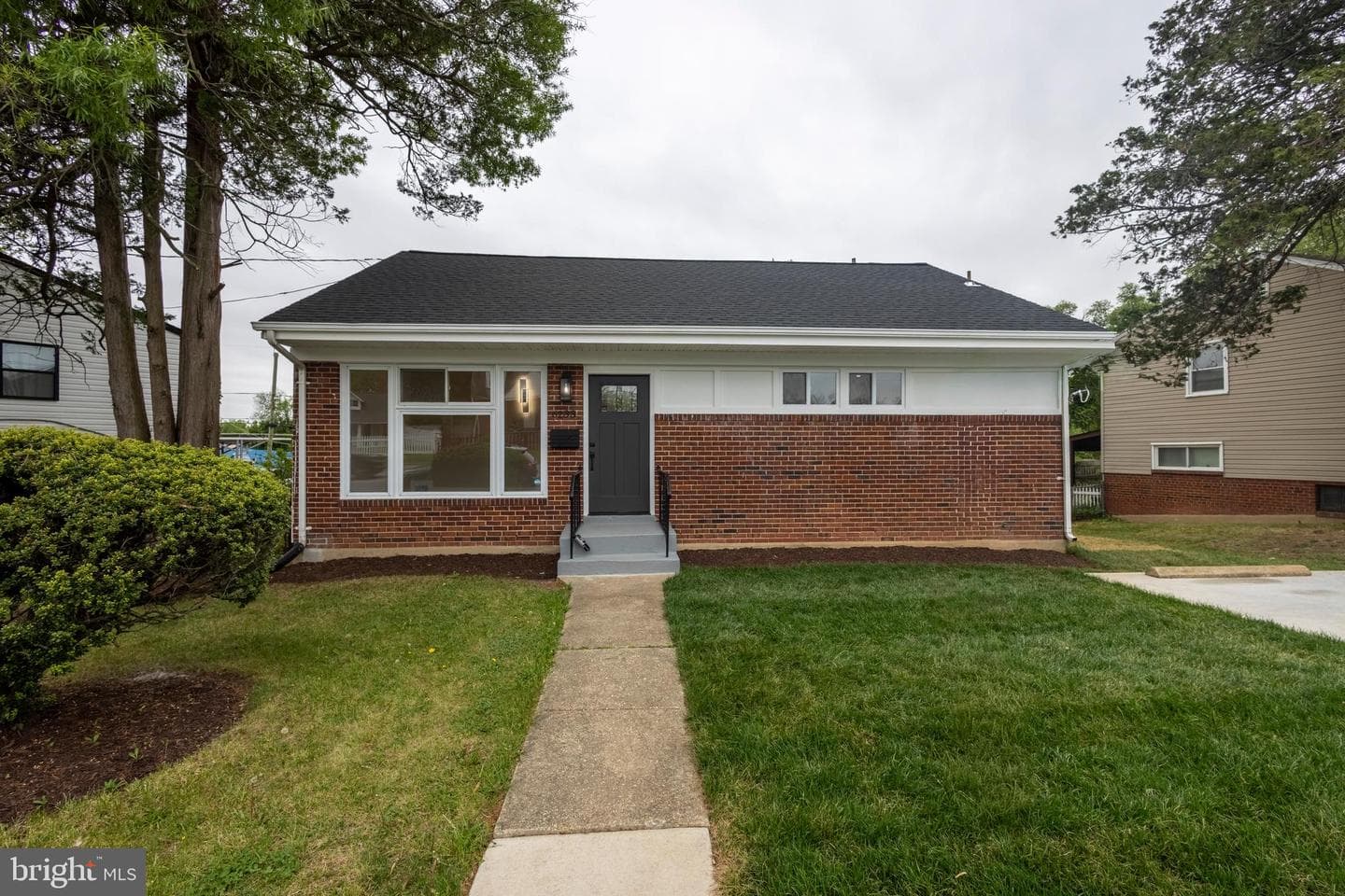 6233 Addison Road