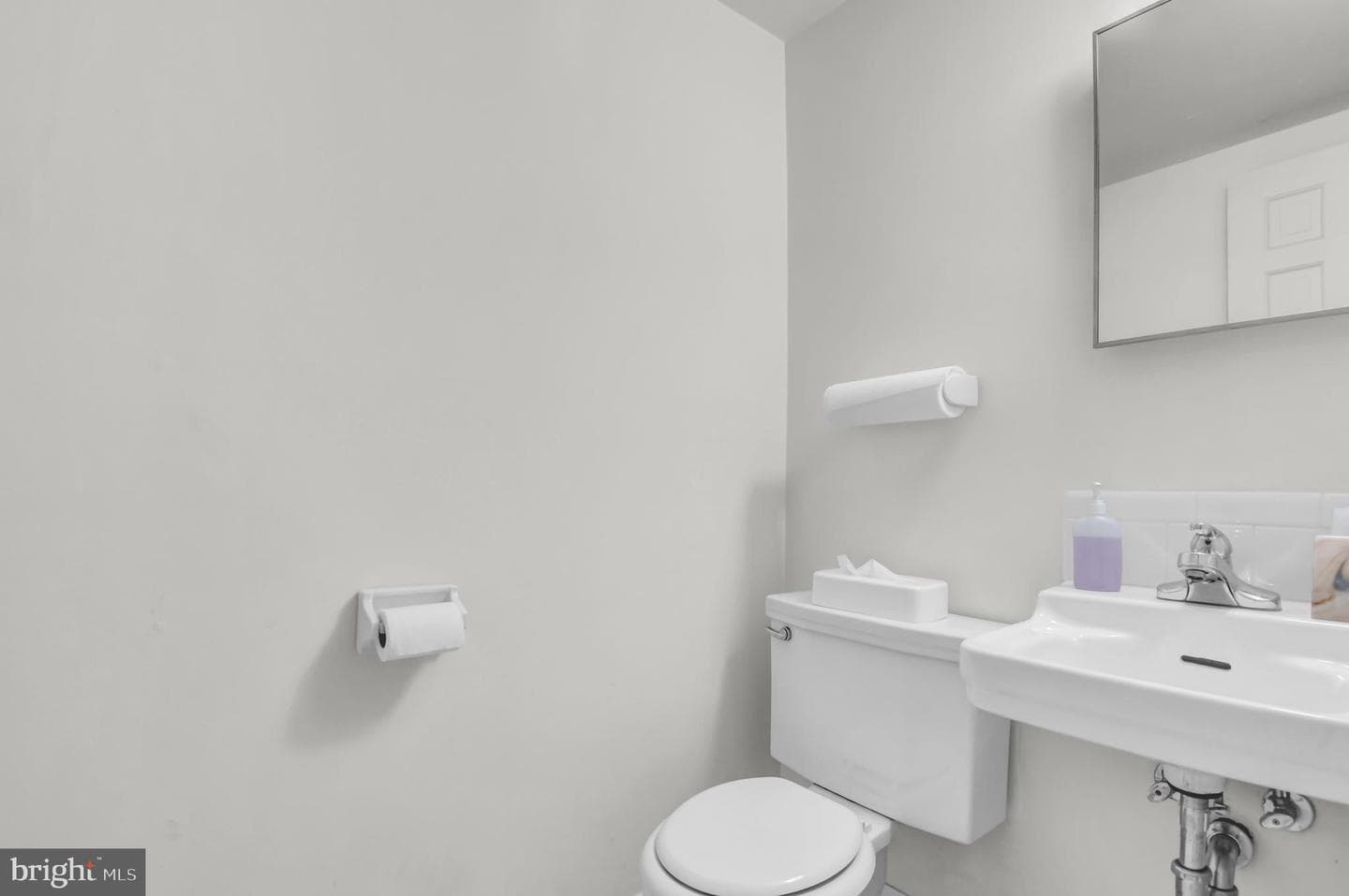 7608 Villanova Road photo 24