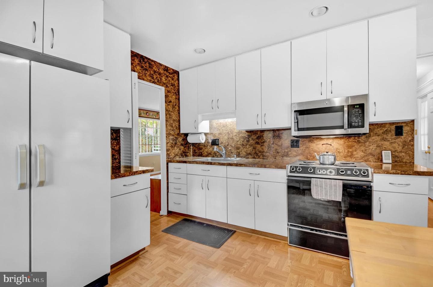 7608 Villanova Road photo 9
