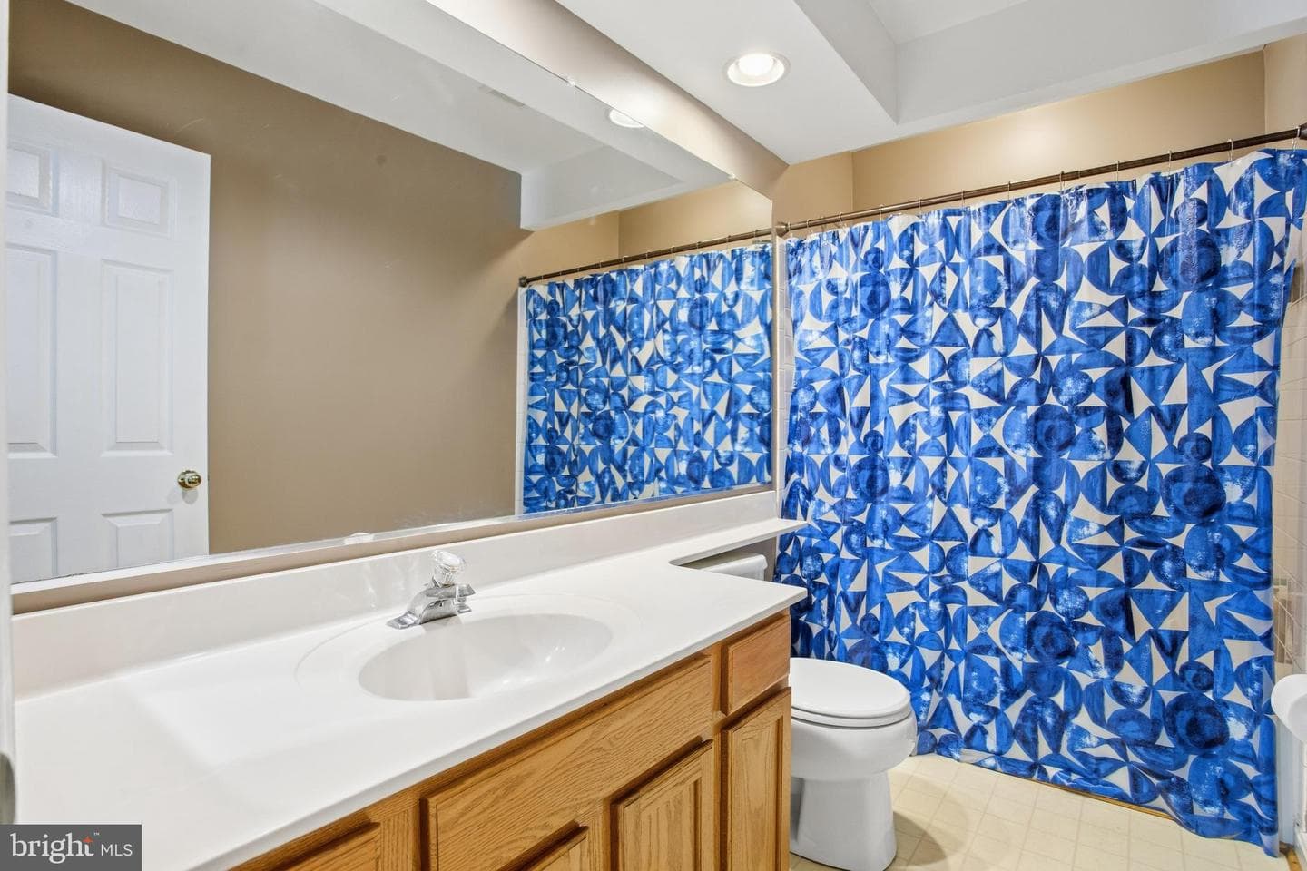 9904 Raintree Way photo 10