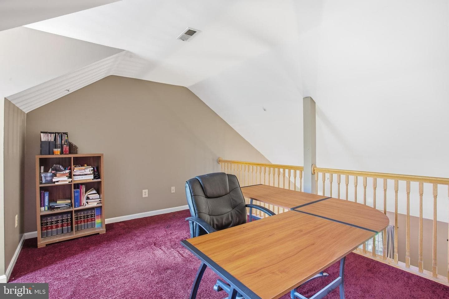 9904 Raintree Way photo 11