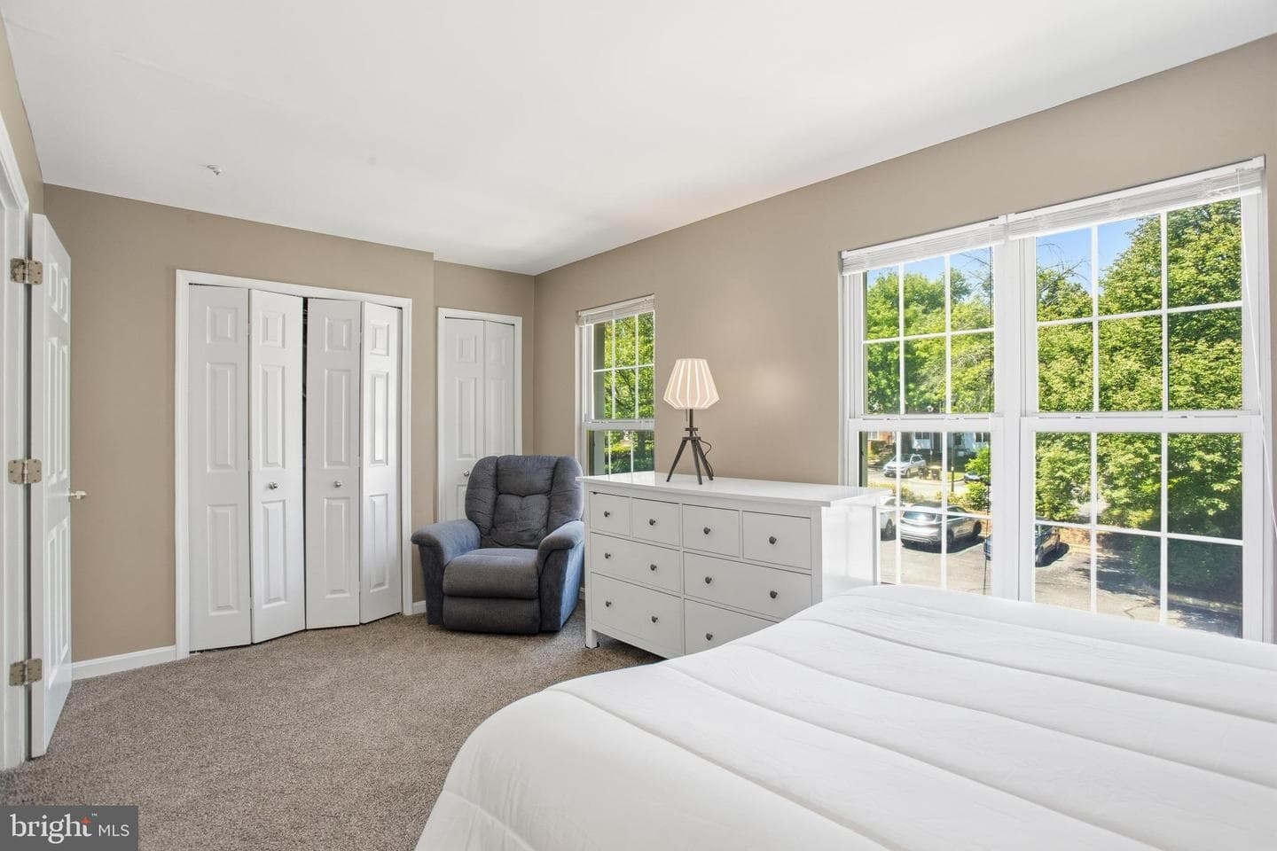 9904 Raintree Way photo 7