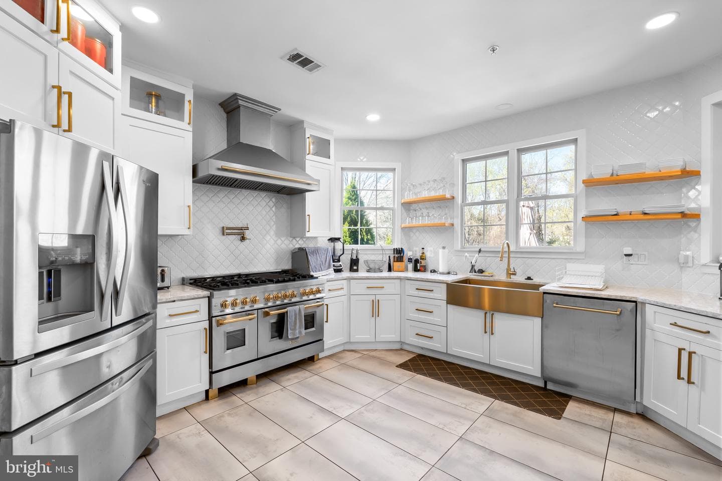 1201 Alicia Drive photo 18
