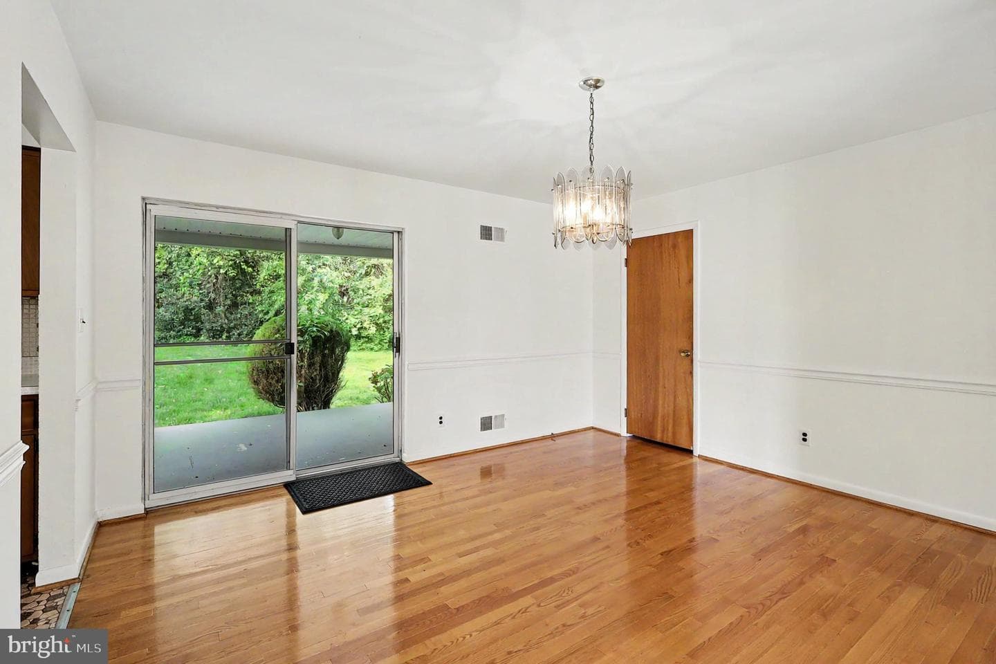 4411 Lucerne Road photo 9
