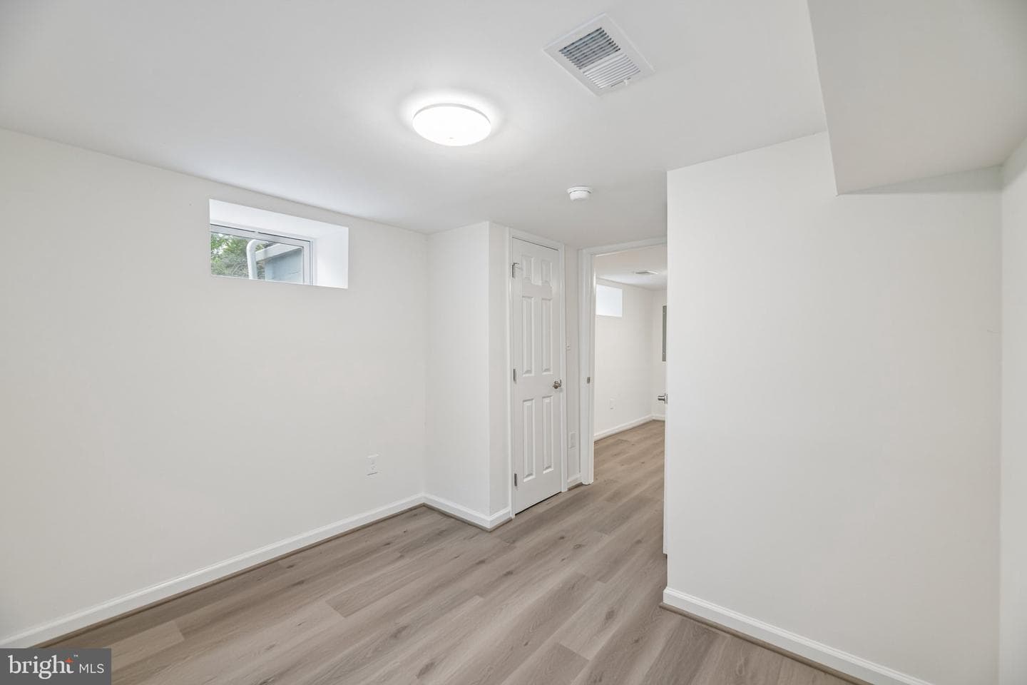 6710 Pine Grove photo 24