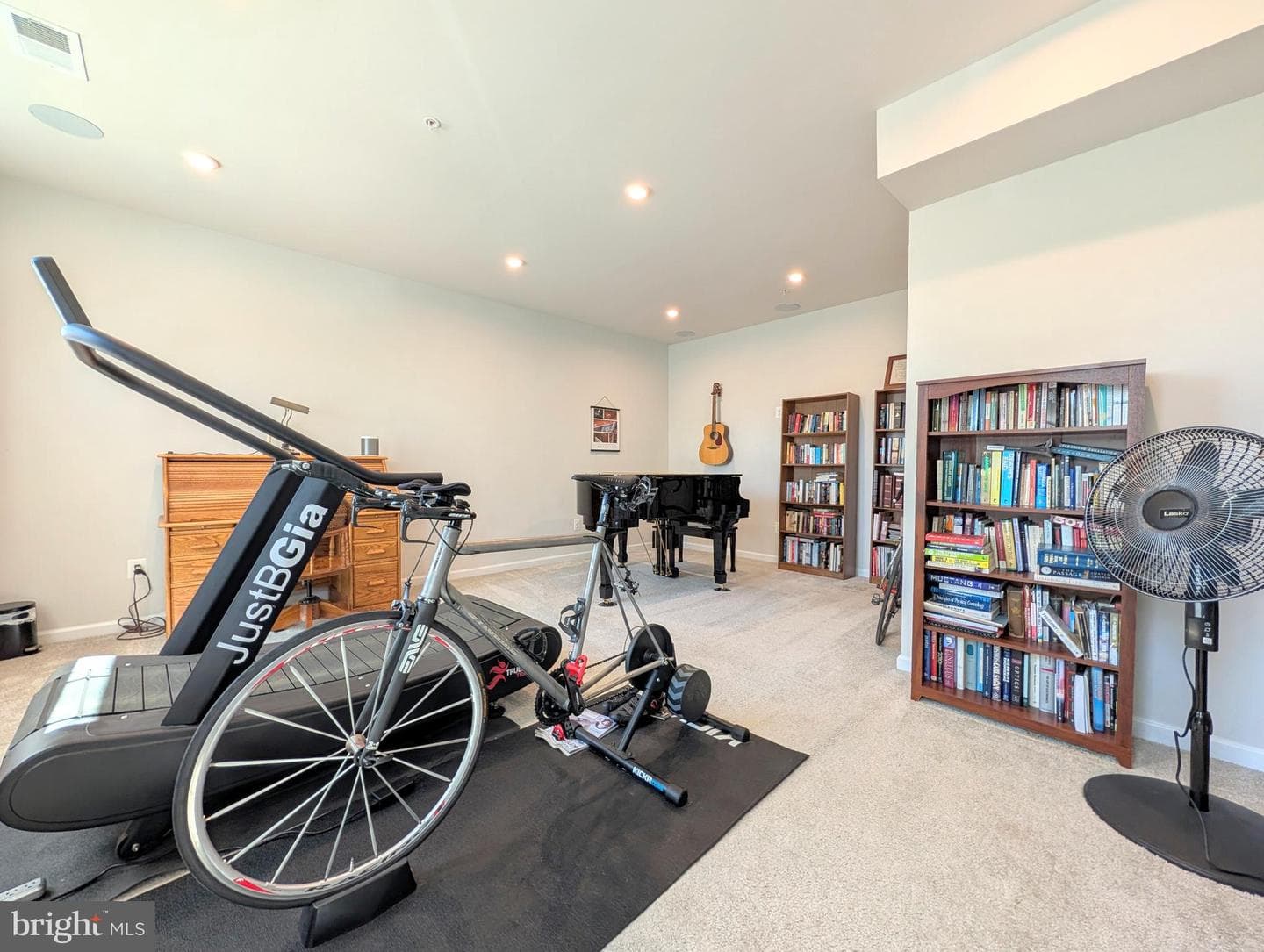 10100 Aerospace Road photo 4