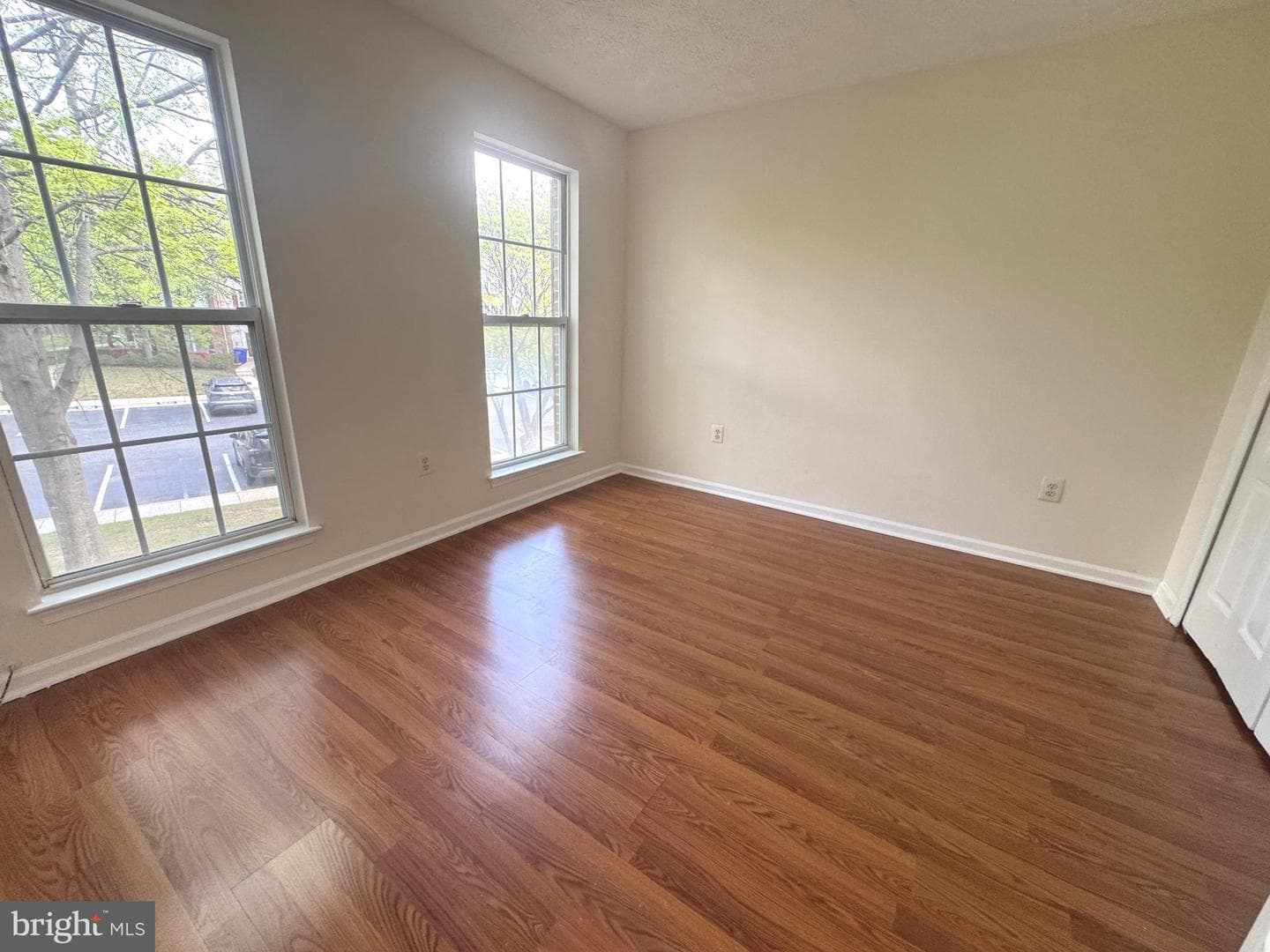 16501 Elmcrest Terrace photo 24