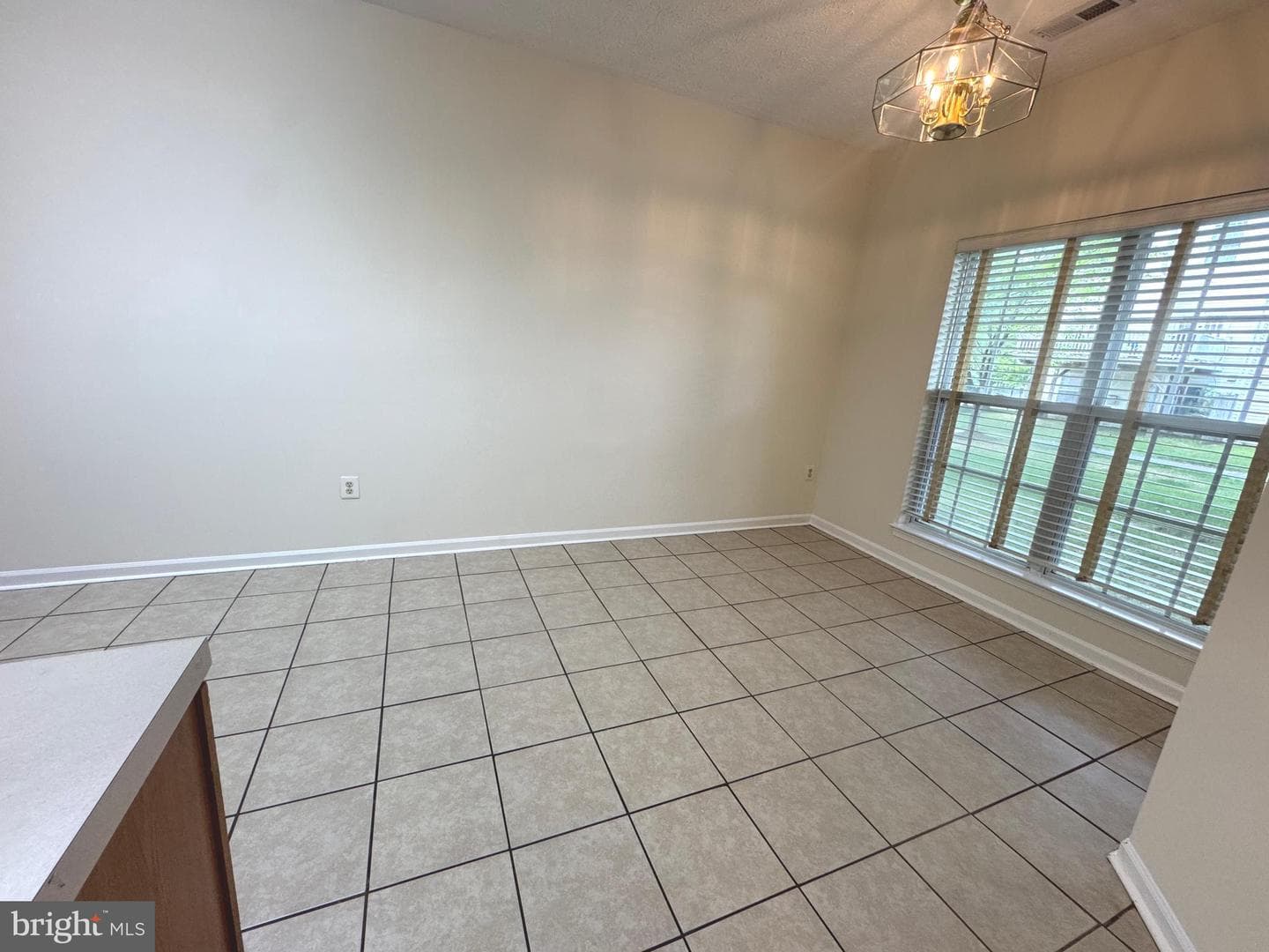 16501 Elmcrest Terrace photo 8