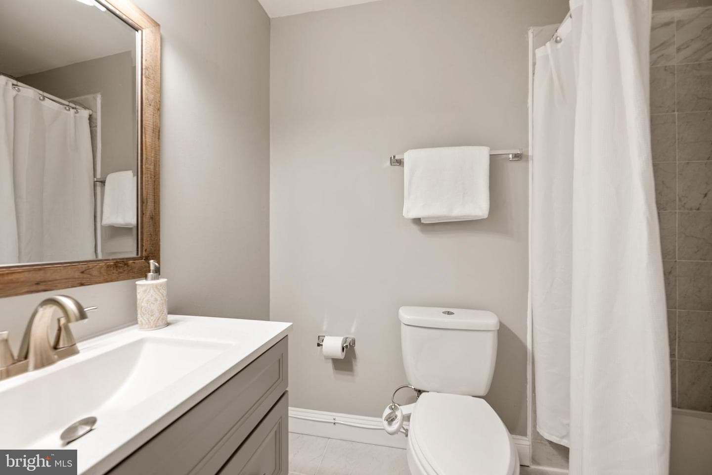 4058 Hanson Oaks Drive photo 19