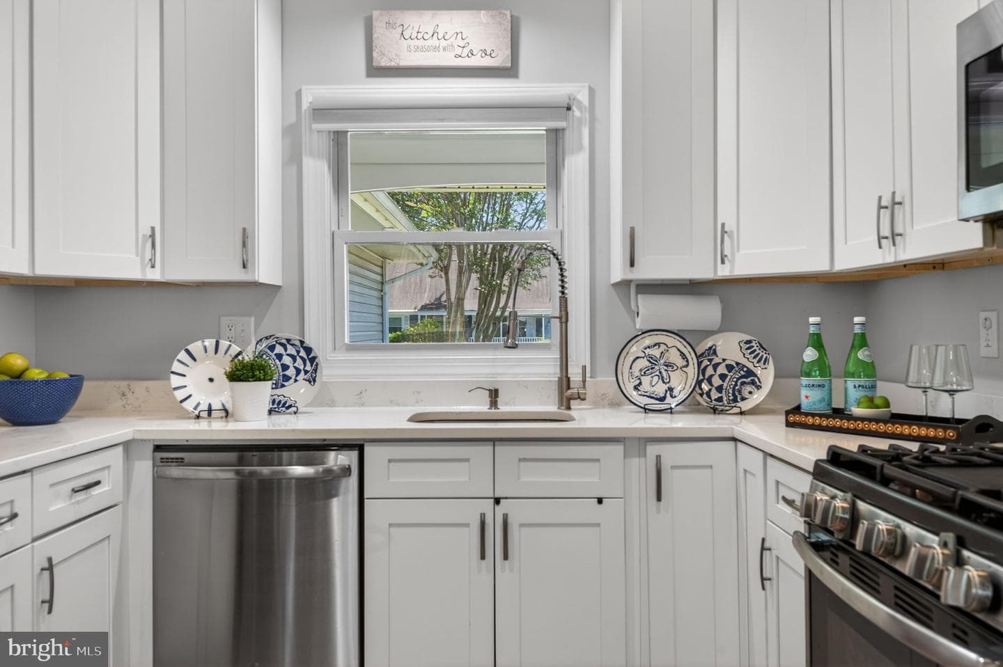 3905 Carvel Lane photo 25
