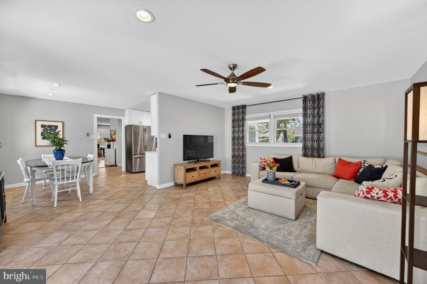 3905 Carvel Lane photo 32