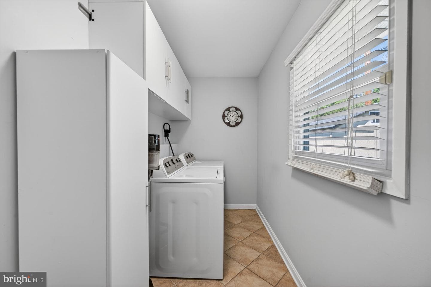 3905 Carvel Lane photo 50