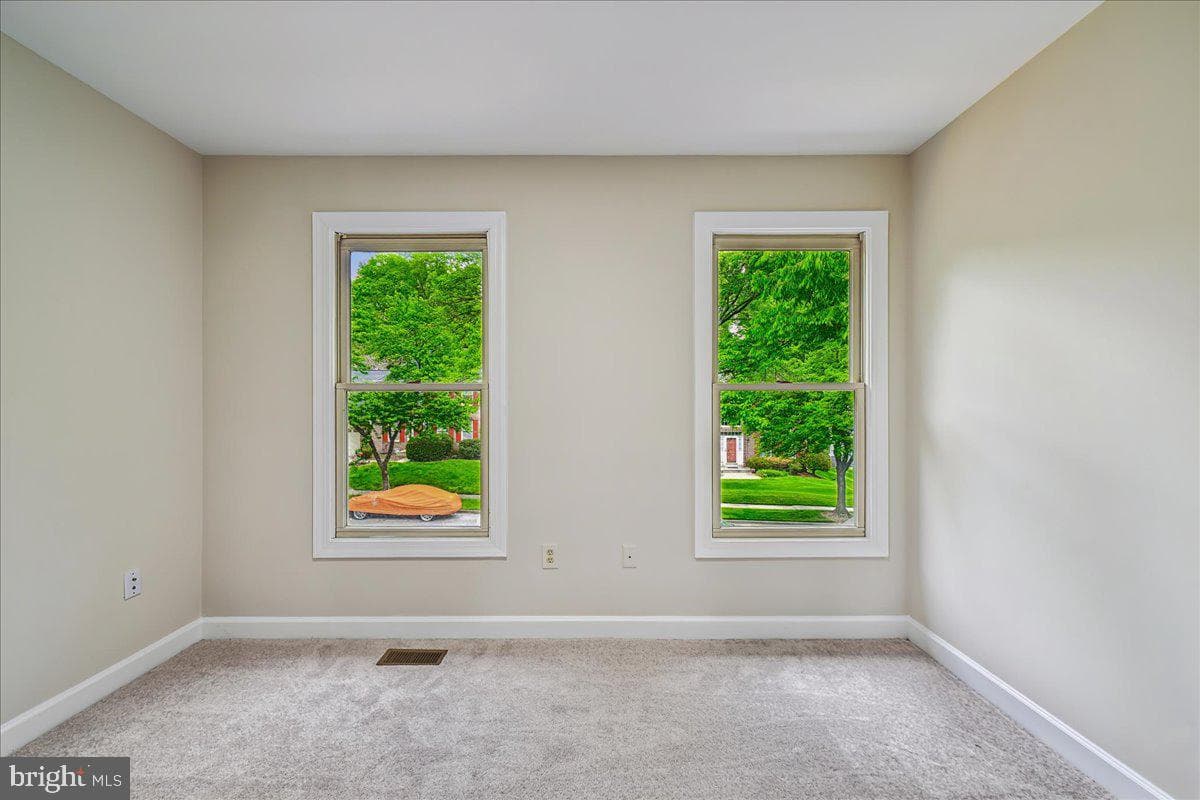 10611 Foxlake Drive photo 13