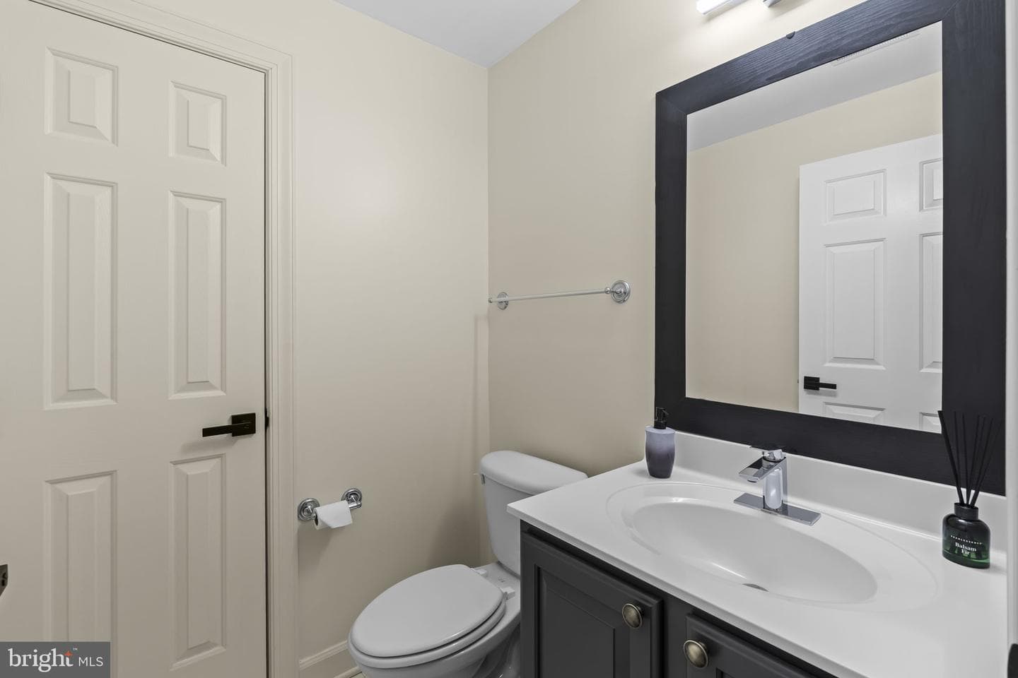 8506 Colonel Seward Drive photo 37