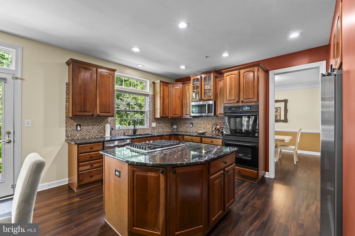 8506 Colonel Seward Drive photo 9