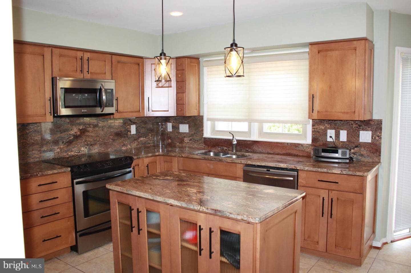 8606 Compass Court photo 3