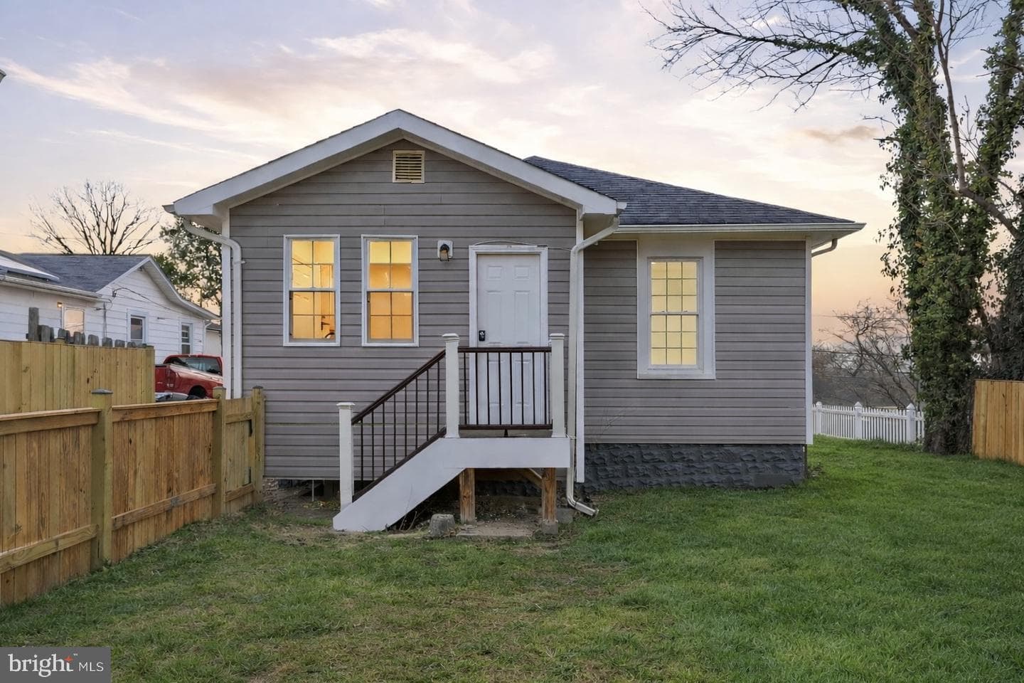 1126 Jansen Avenue photo 26