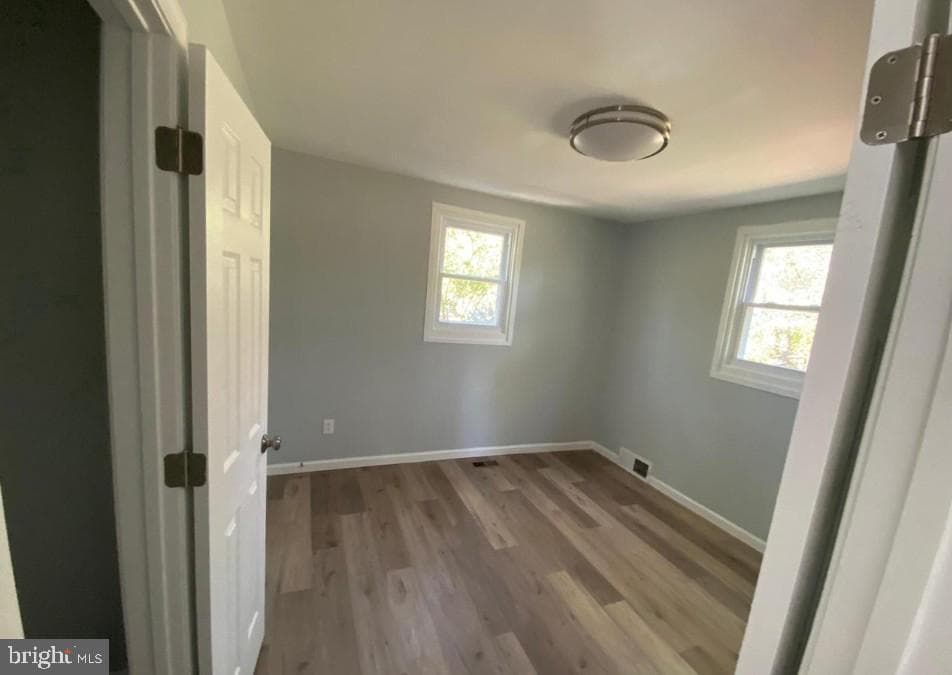 5815 67th Avenue photo 3