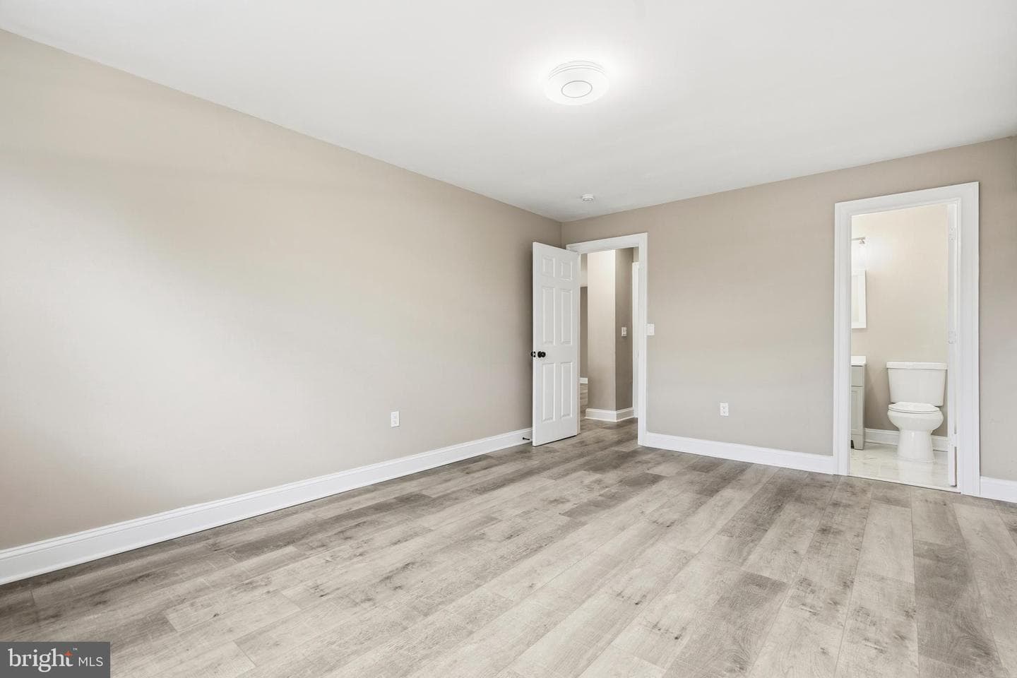8617 Cipriano Springs Court photo 11