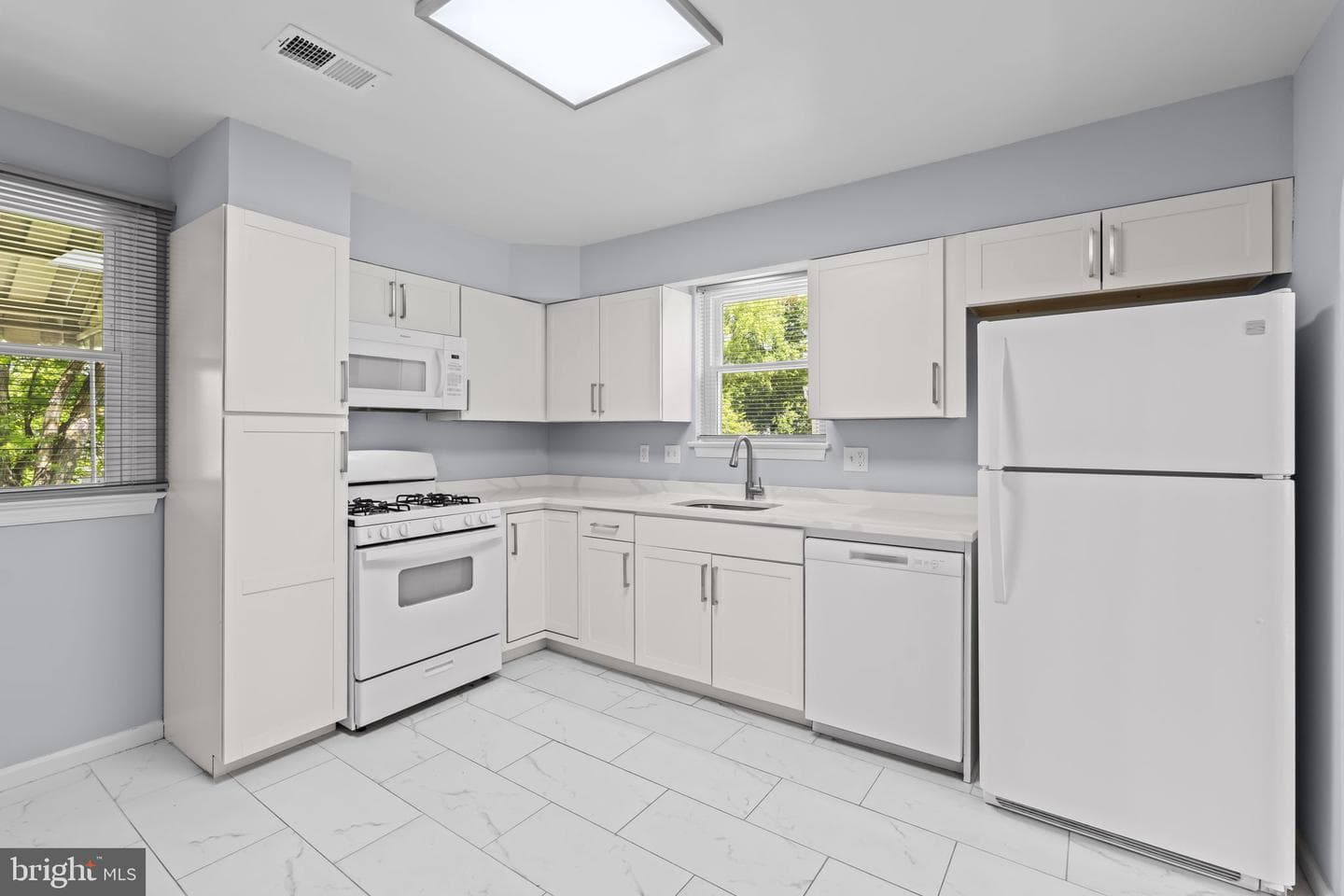 7109 Livingston Road photo 11