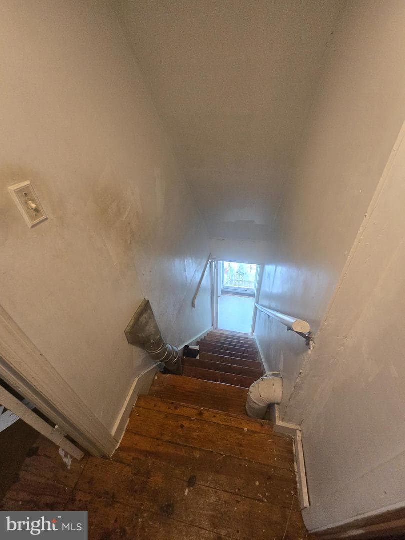 4106 Clark Street photo 12