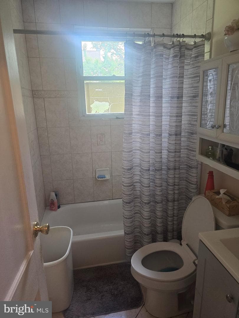 4106 Clark Street photo 7