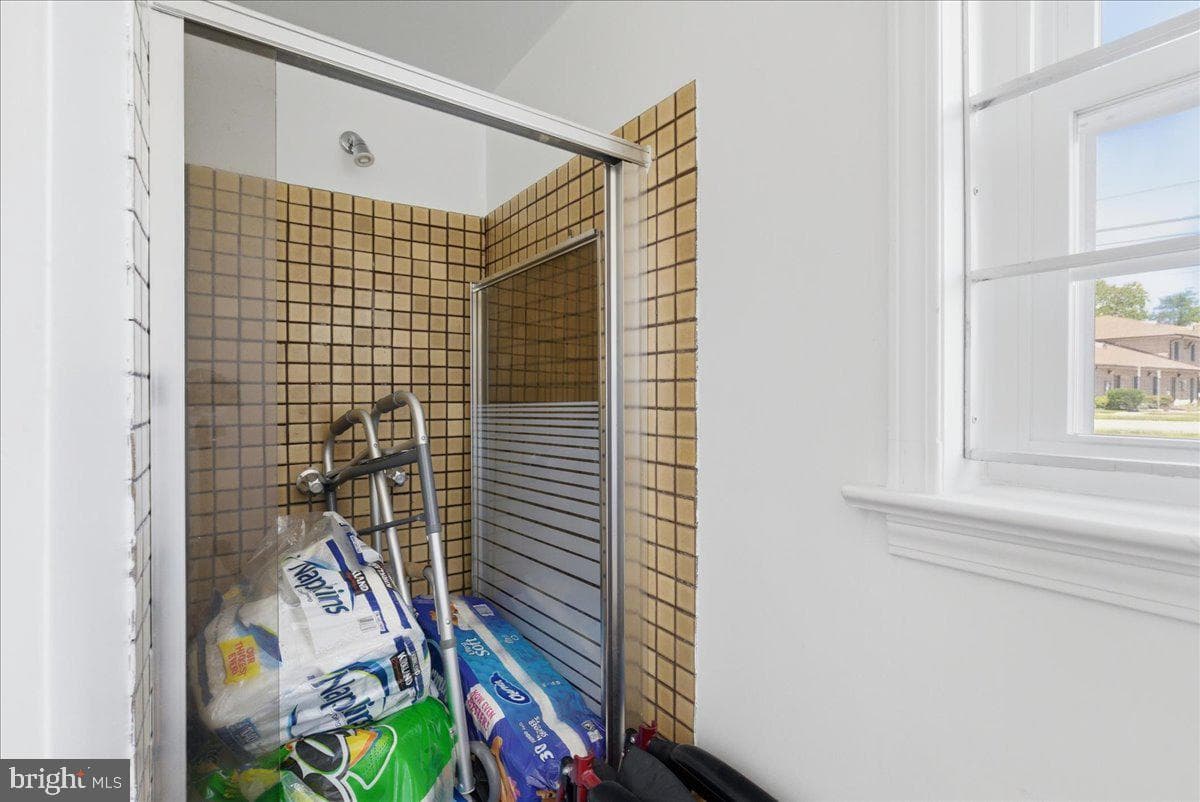7118 Allentown Road photo 24