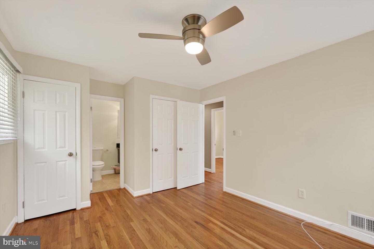 5506 Helmont Drive photo 16