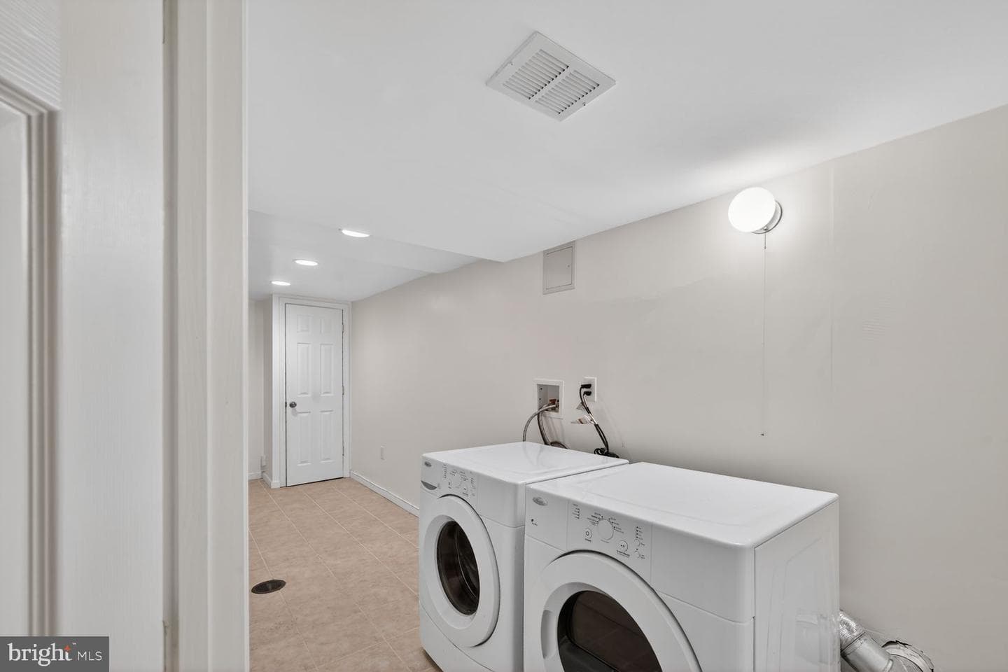 5506 Helmont Drive photo 21