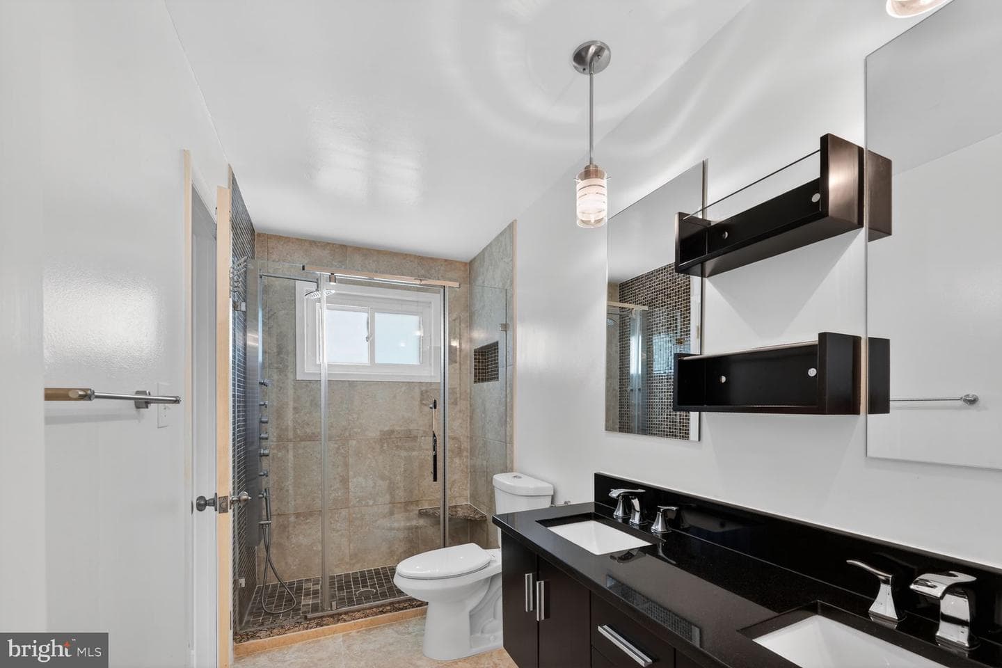 5506 Helmont Drive photo 8
