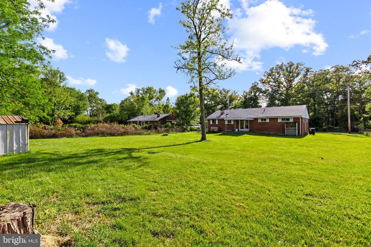 710 Farmington Road W photo 25