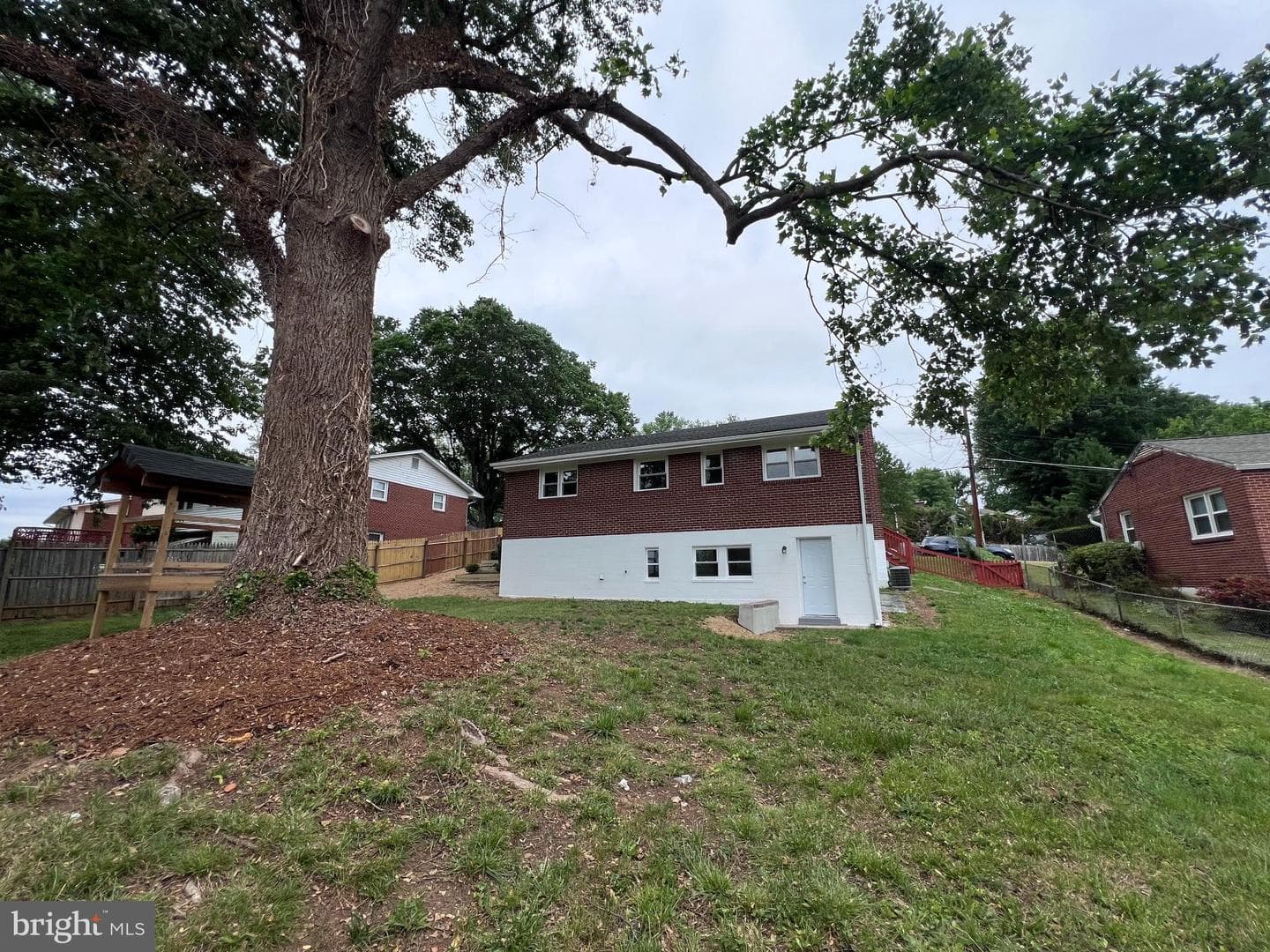 8125 Murray Hill Drive photo 11