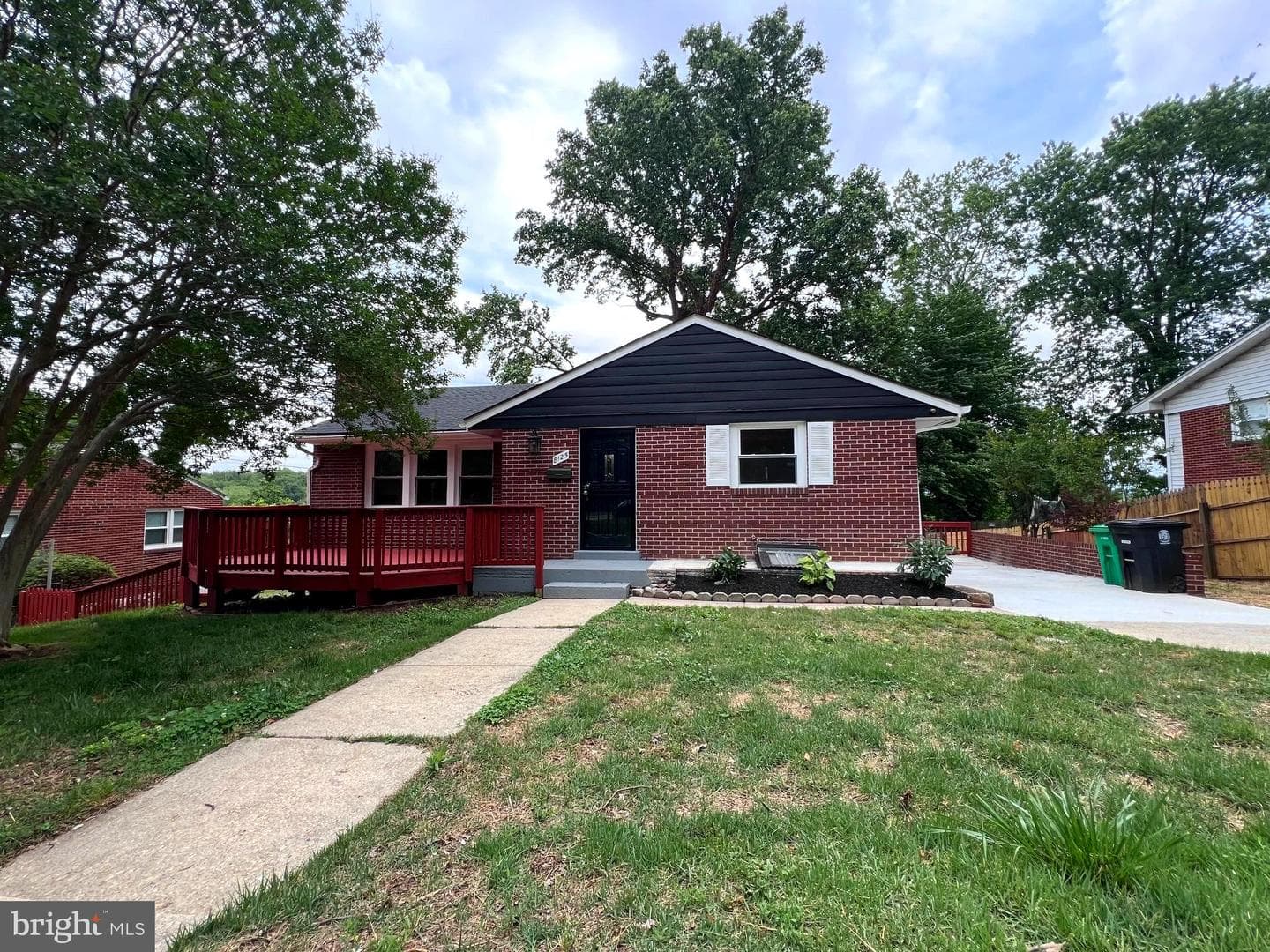 8125 Murray Hill Drive photo 3