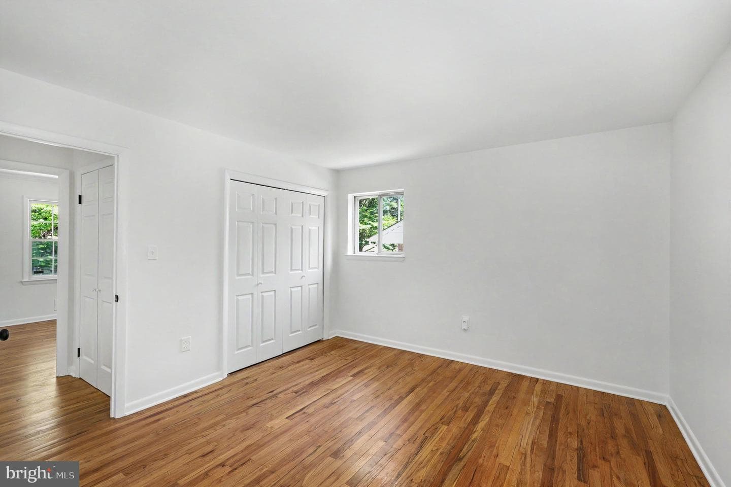 5014 Woodford Lane photo 14
