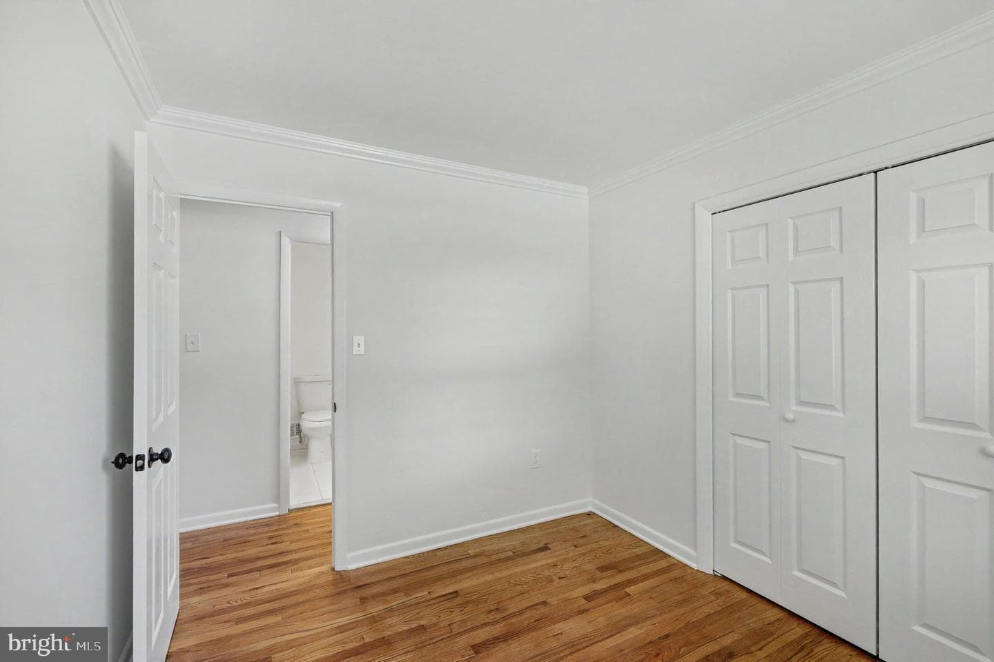 5014 Woodford Lane photo 16