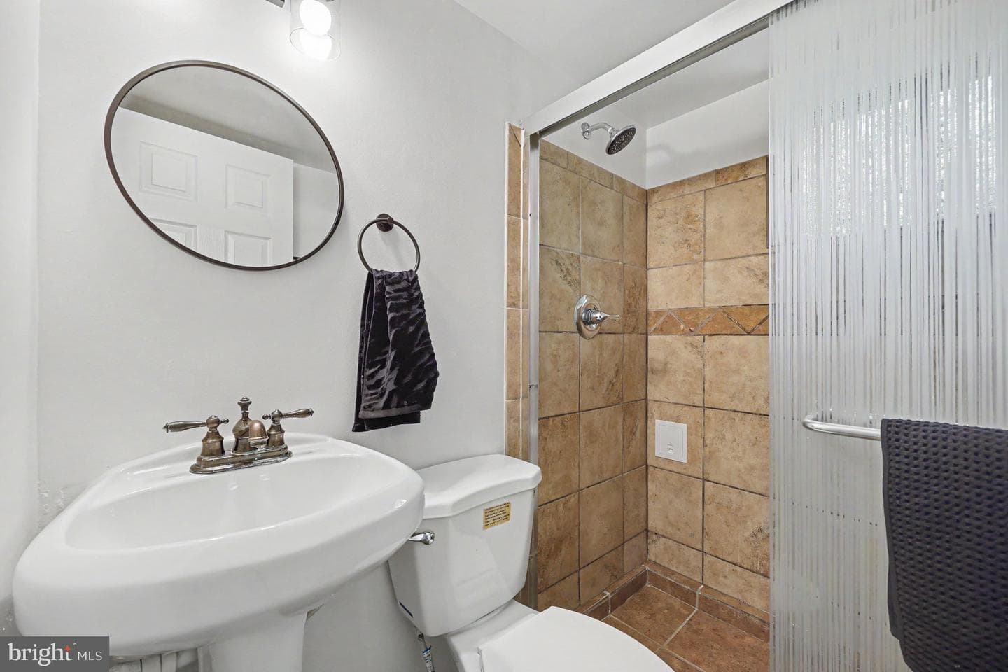 5014 Woodford Lane photo 25