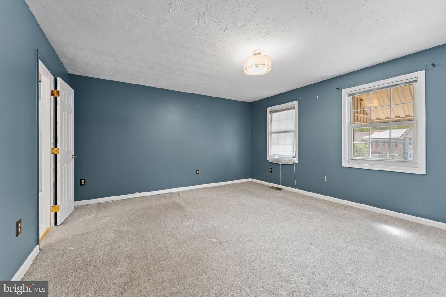 8914 Simeon Court photo 14