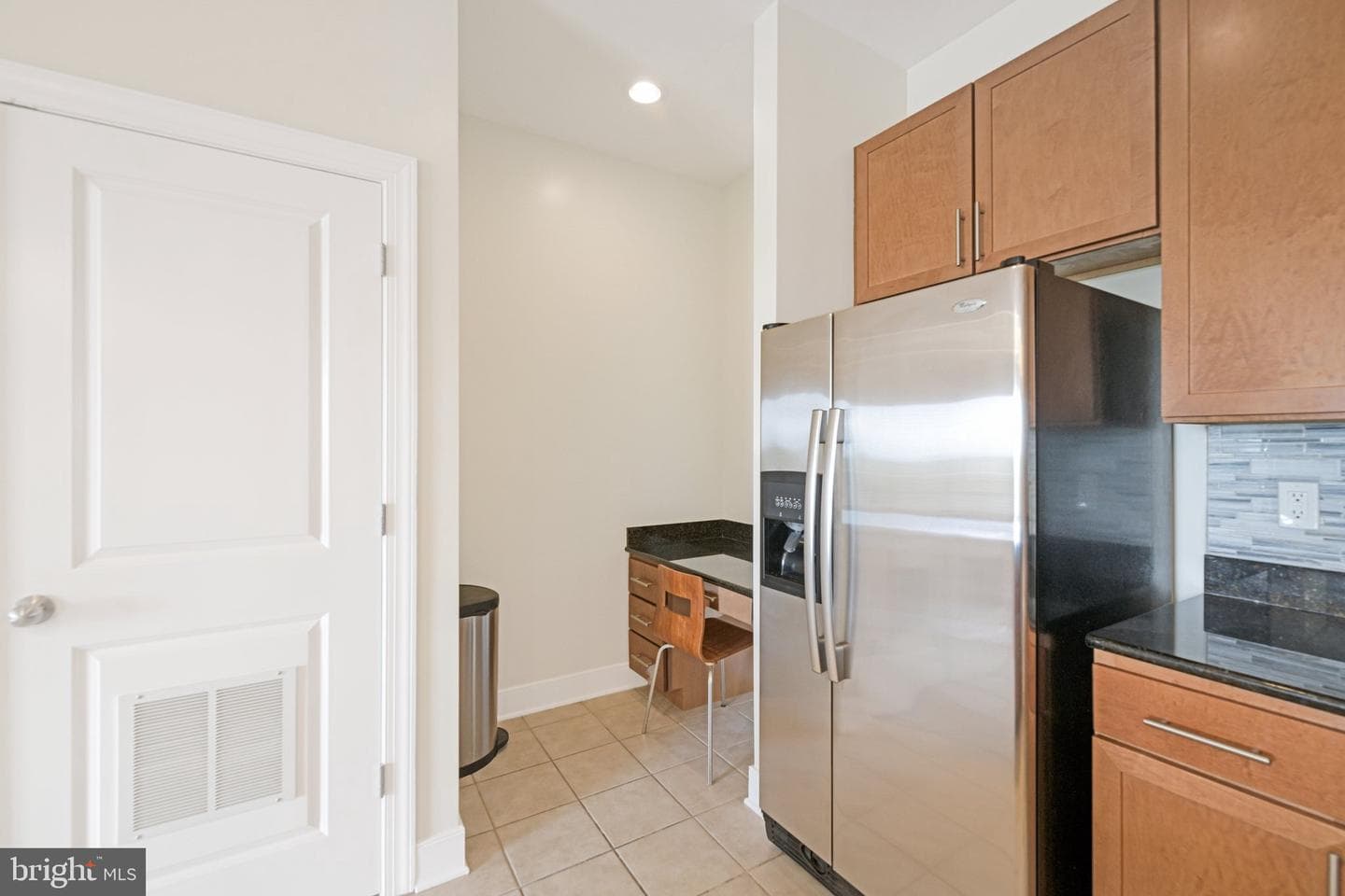 5400 Auth Road #531 photo 10