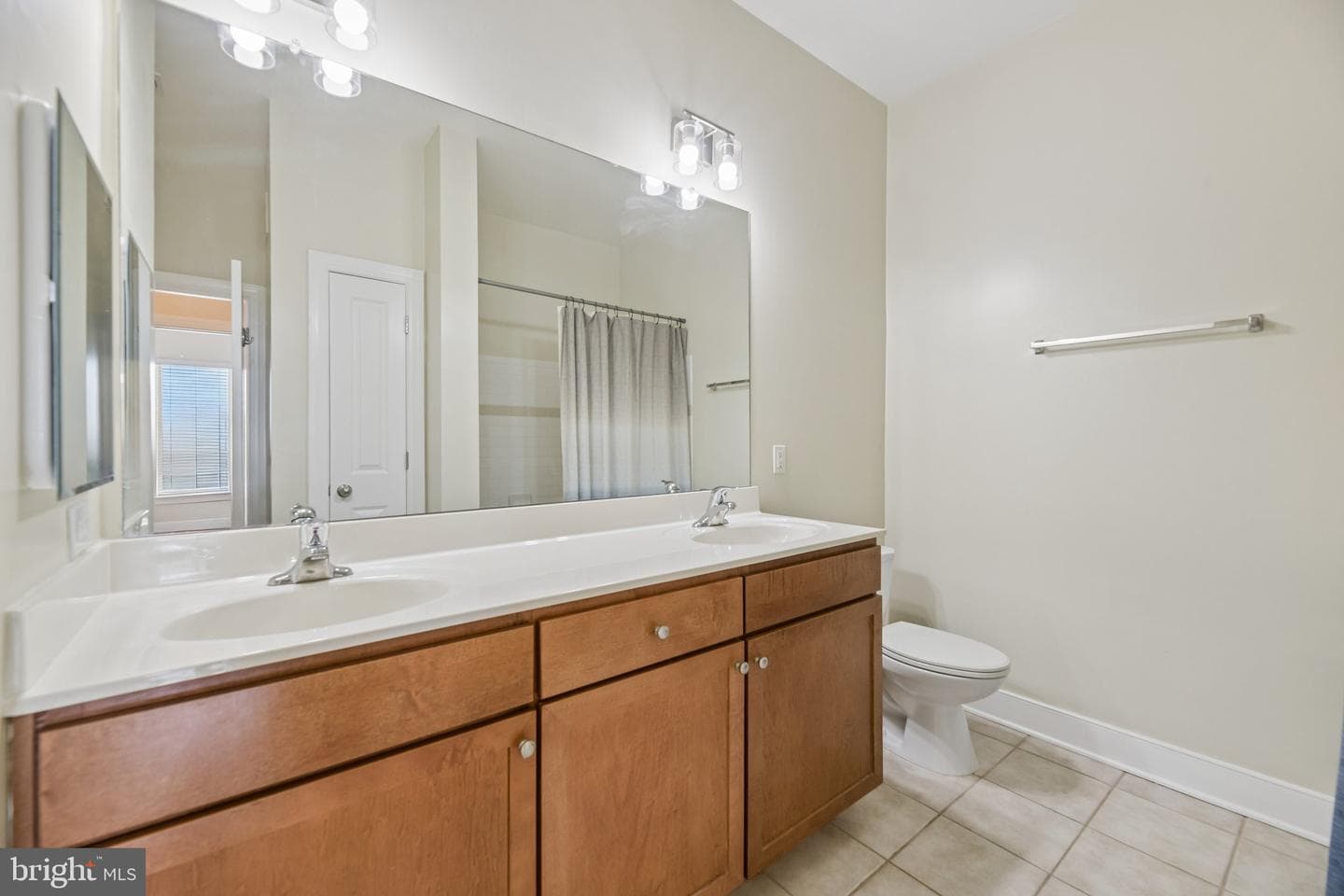 5400 Auth Road #531 photo 23