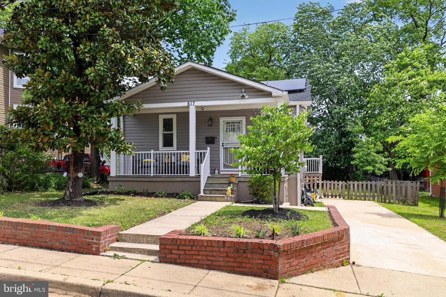 817 57th Pl, Fairmount Heights