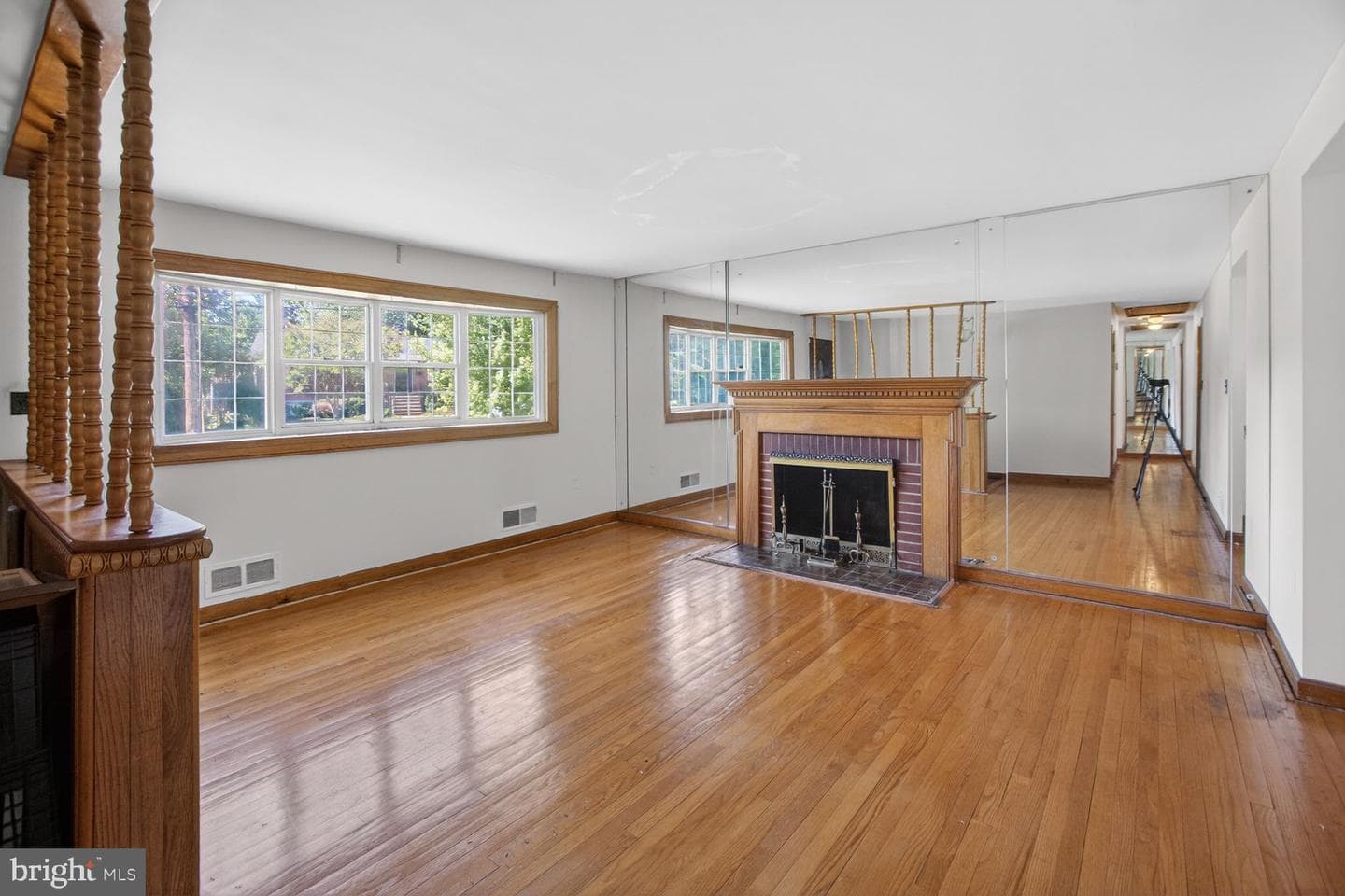 914 Linwood Street photo 2