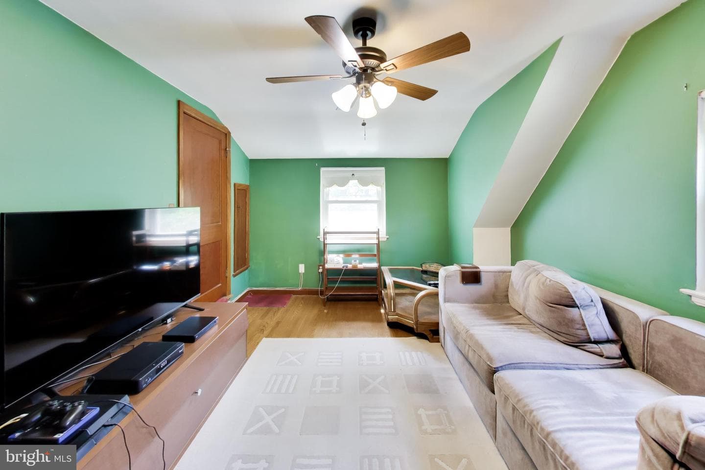 5707 Greenleaf Road photo 20