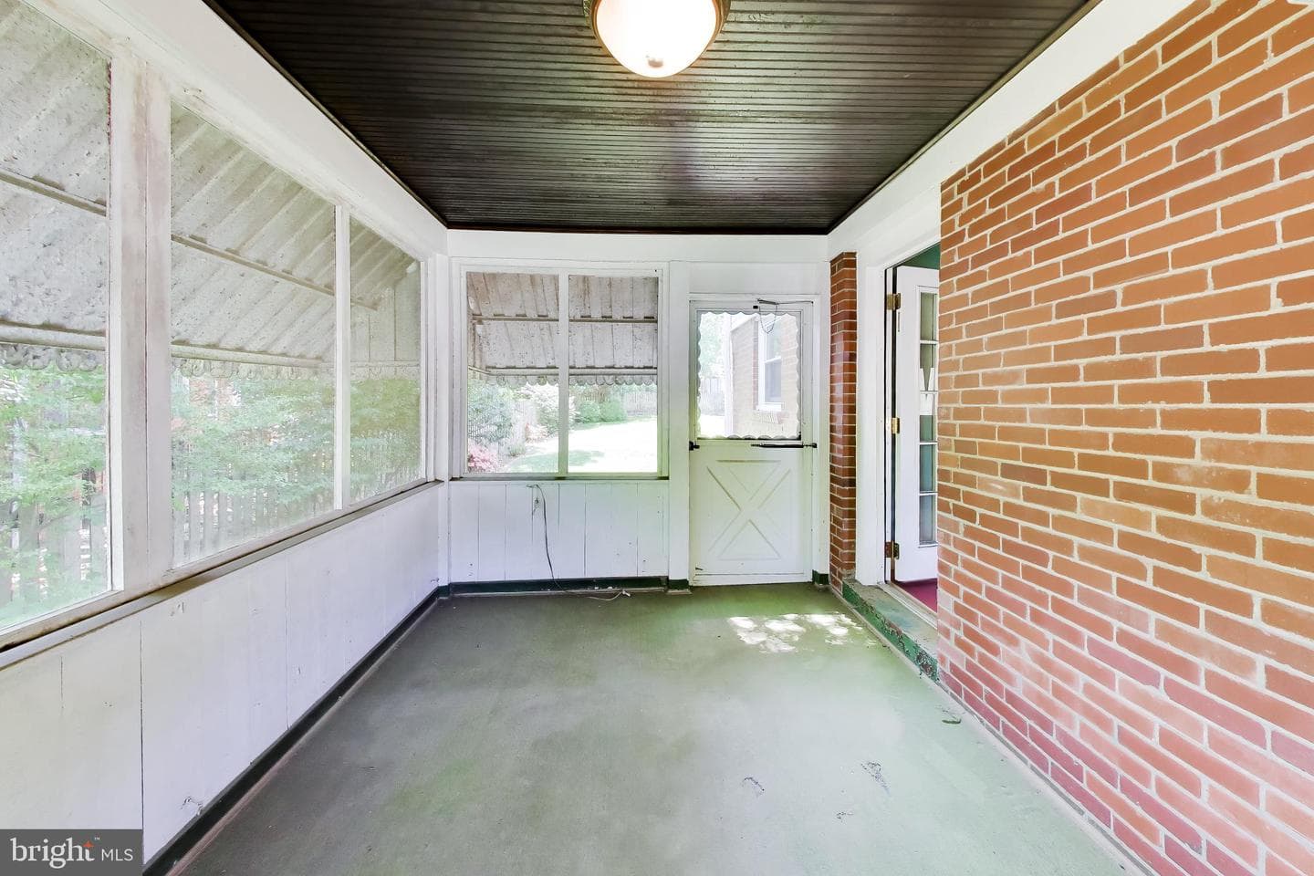 5707 Greenleaf Road photo 26